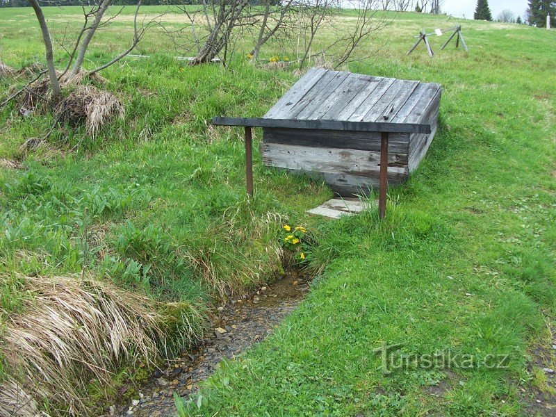 Modravská studánka