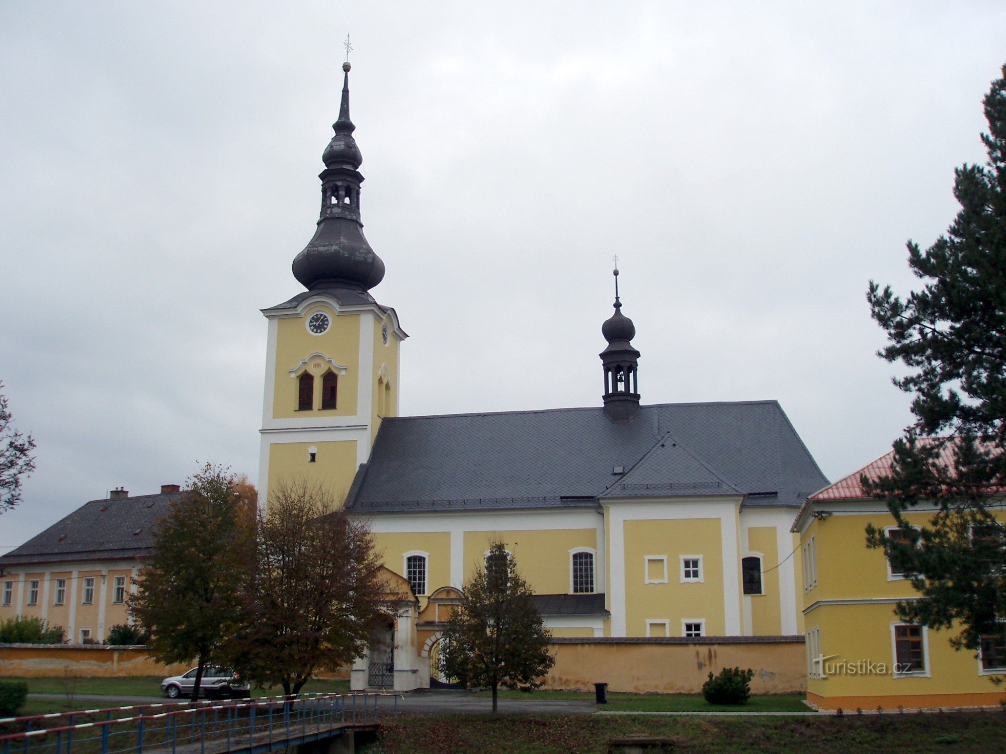 Morávios - igreja