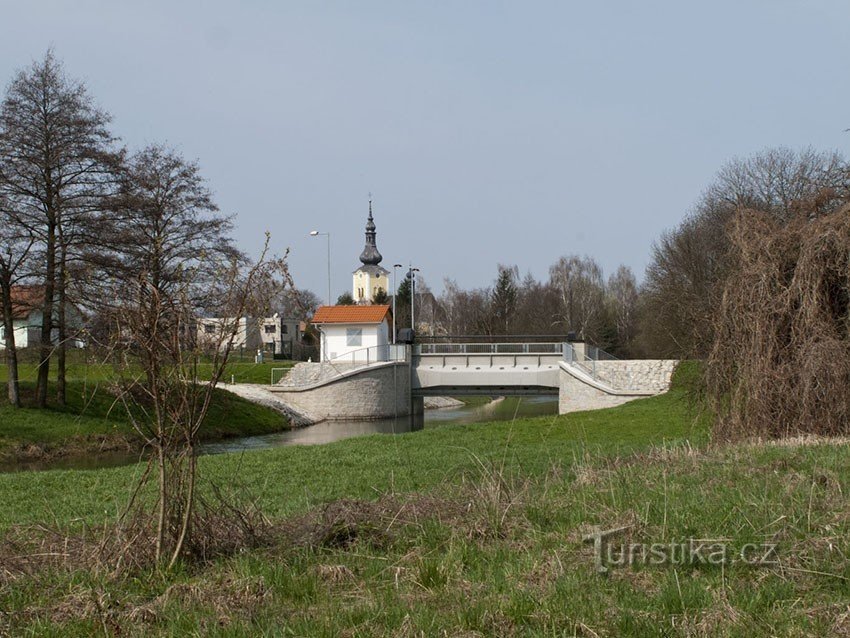 Mähren mit Hochwassersperre