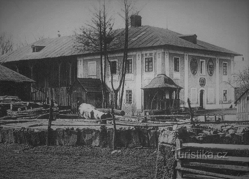 Molino de Moravka a principios del siglo XX (Opatovice nad Labem)