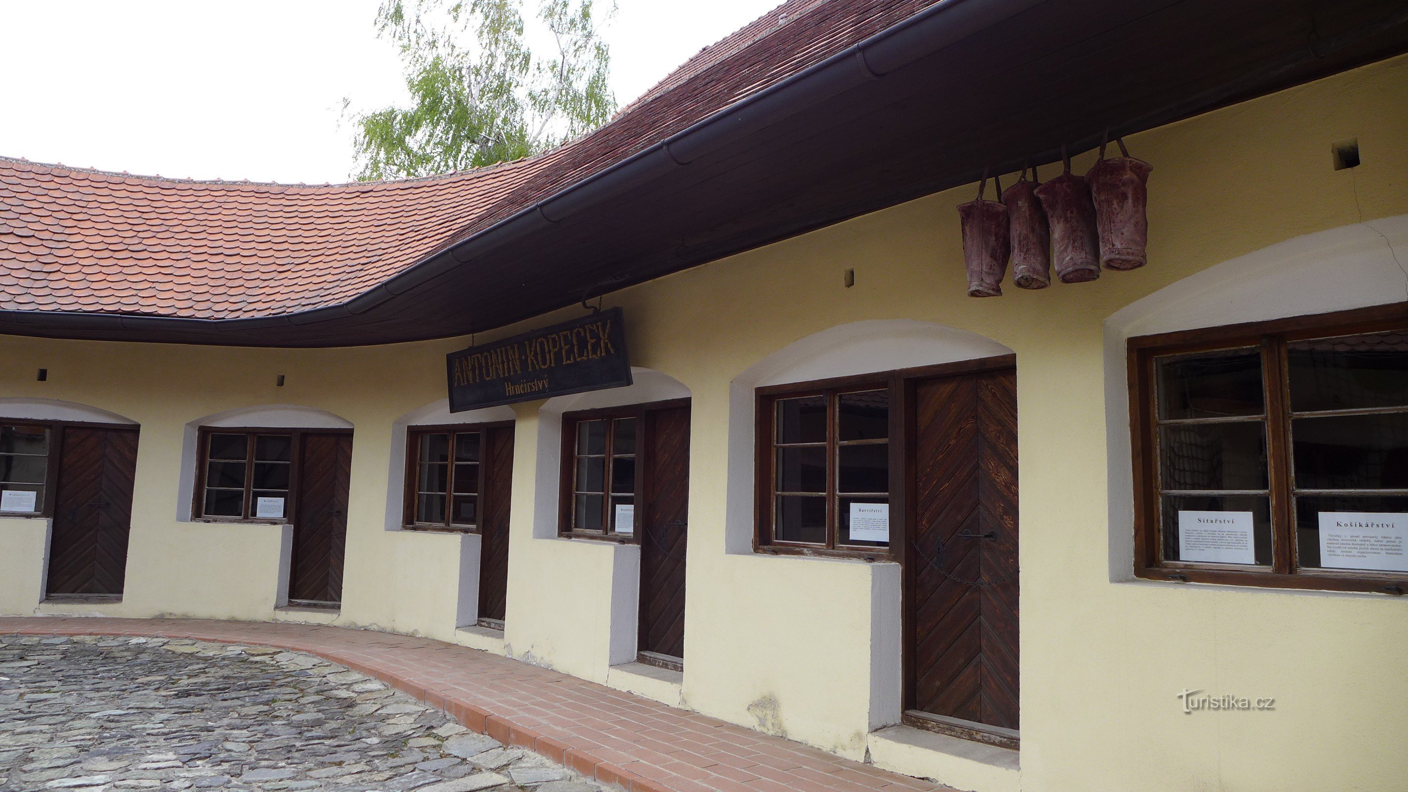 Moravské Budějovice - meat shops