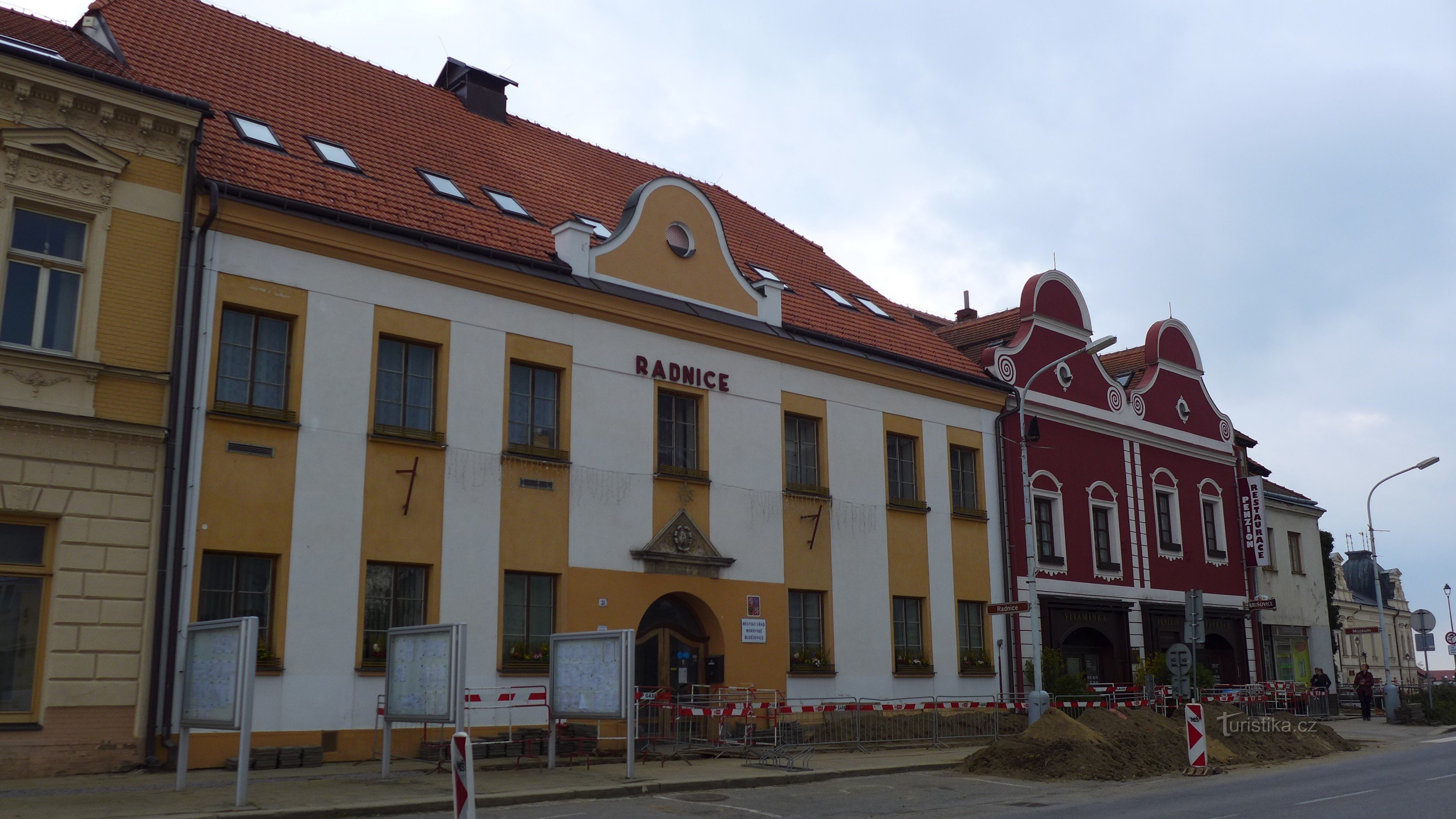 Moravské Budějovice - town hall