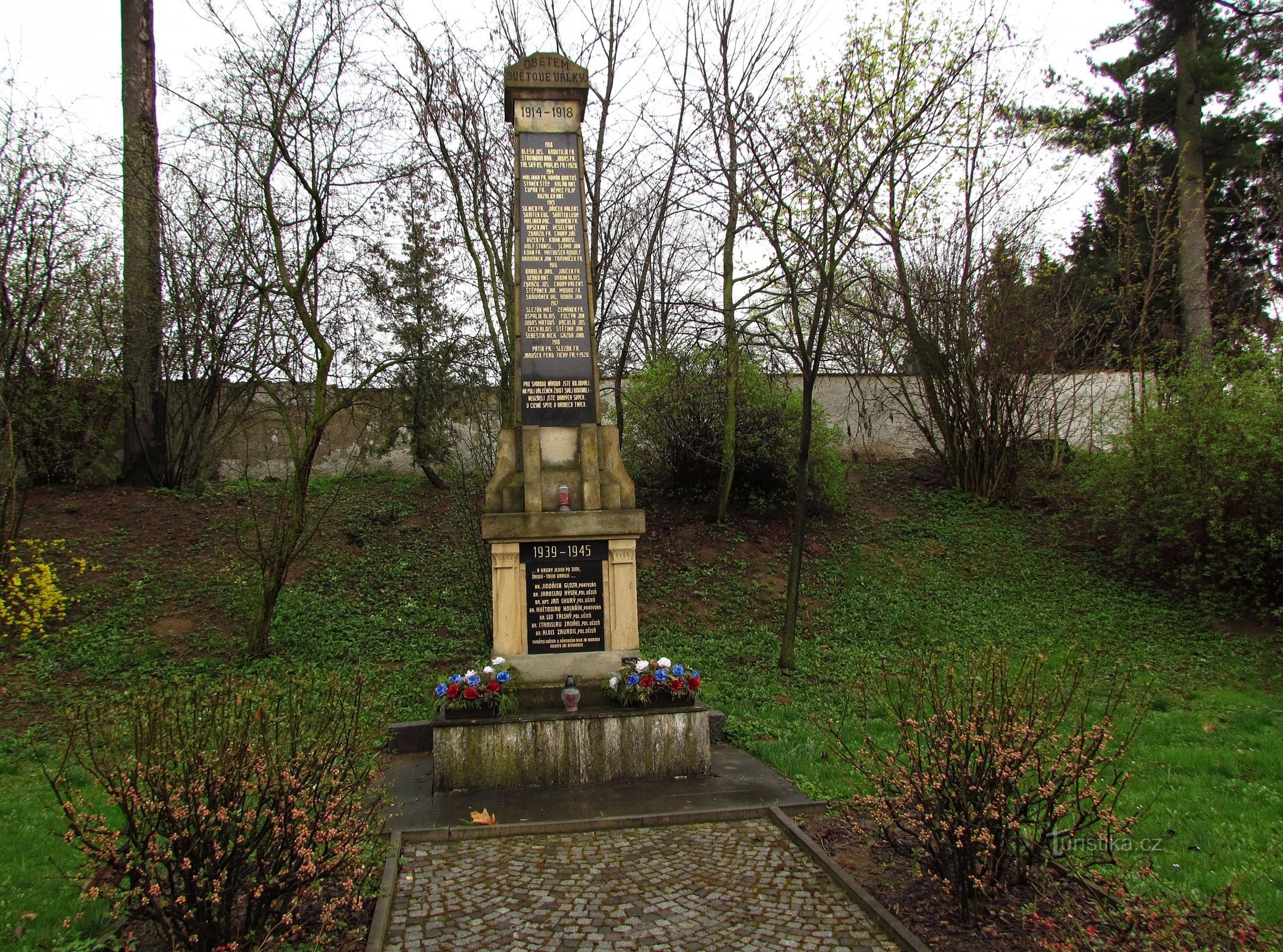 Morkovice - Monument till de stupade