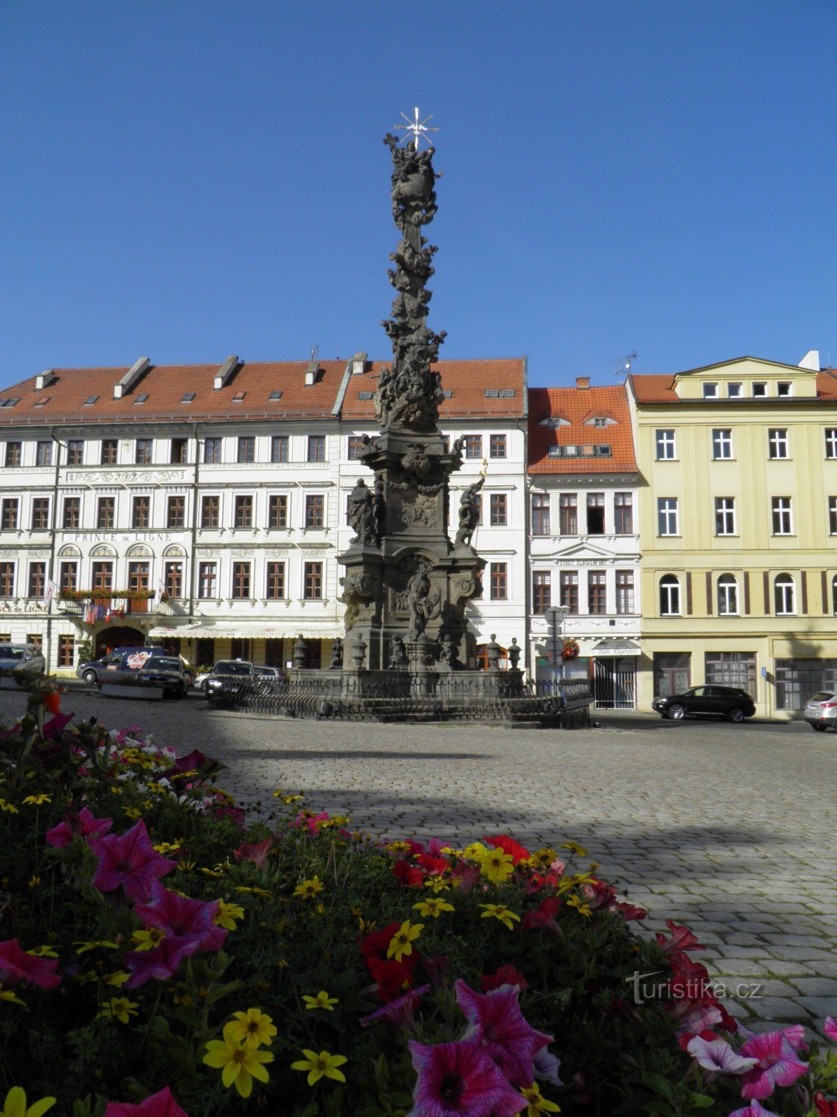 Heliga treenighetens pestkolumn i Teplice.