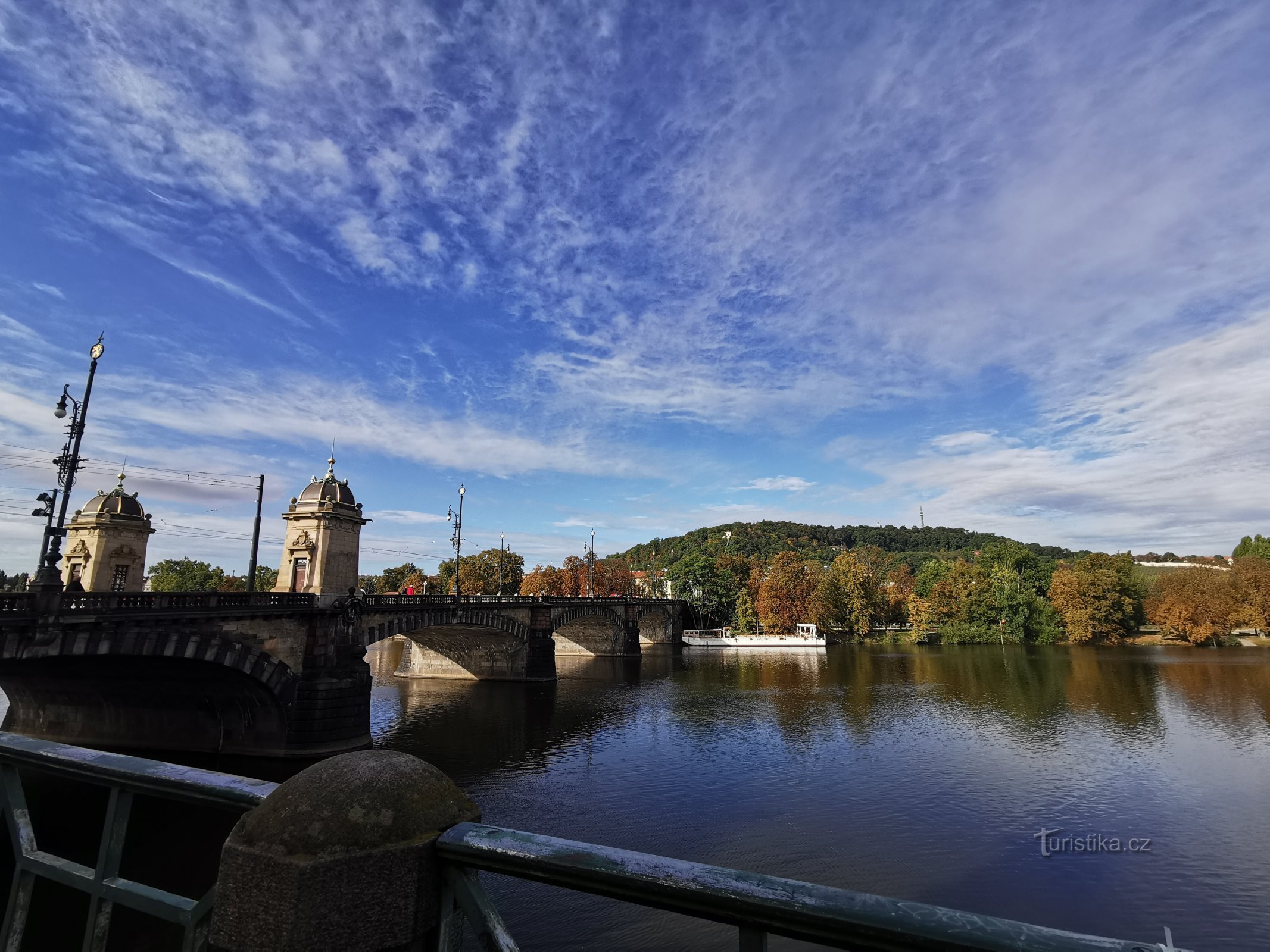 most i Petřín