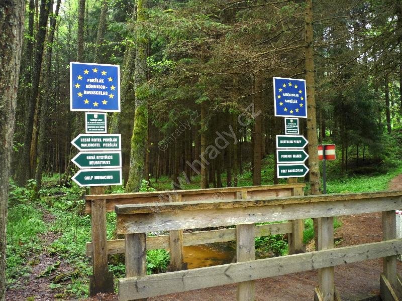 most do Údolí lásky