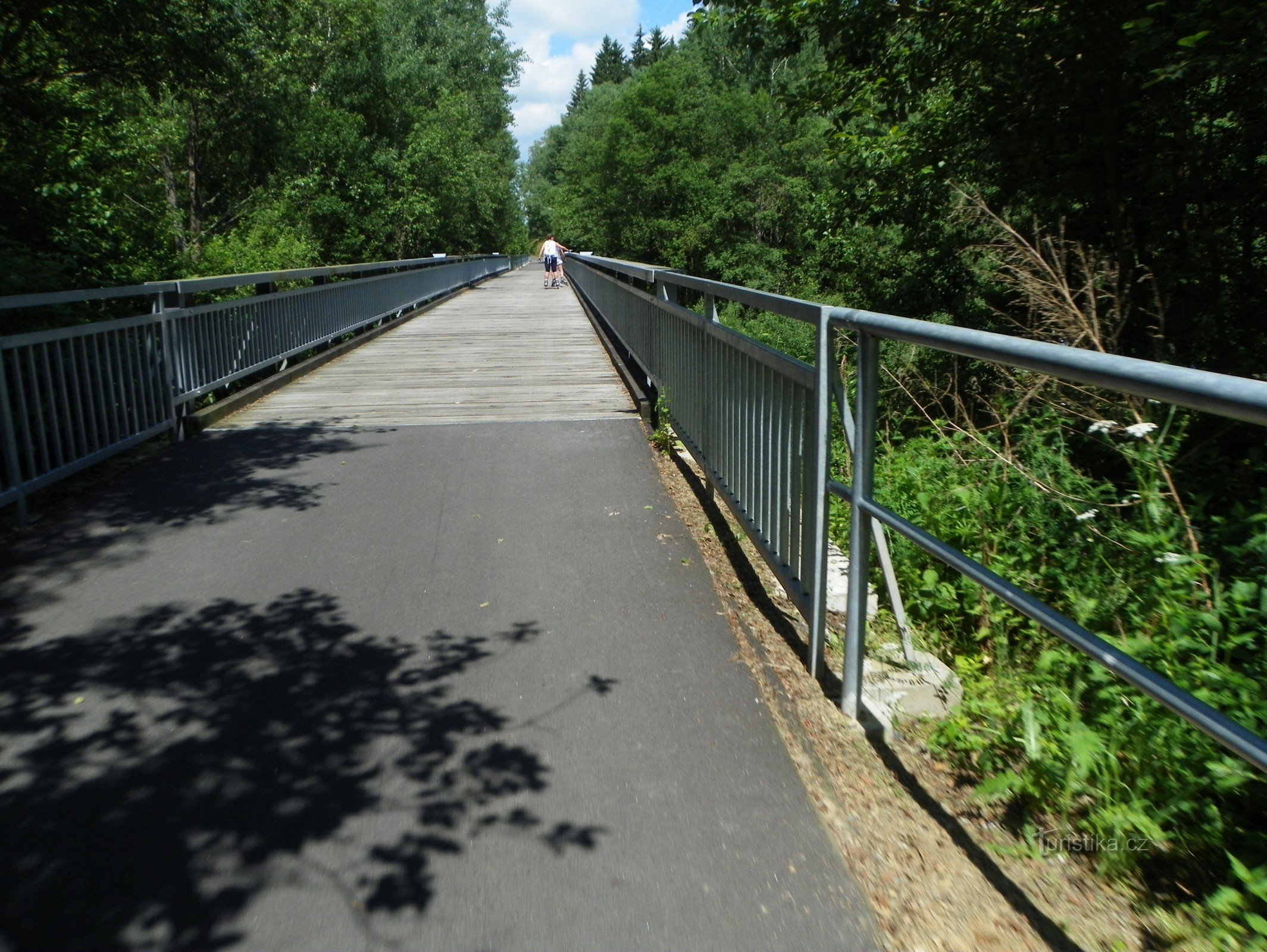 Brücke auf dem Radweg