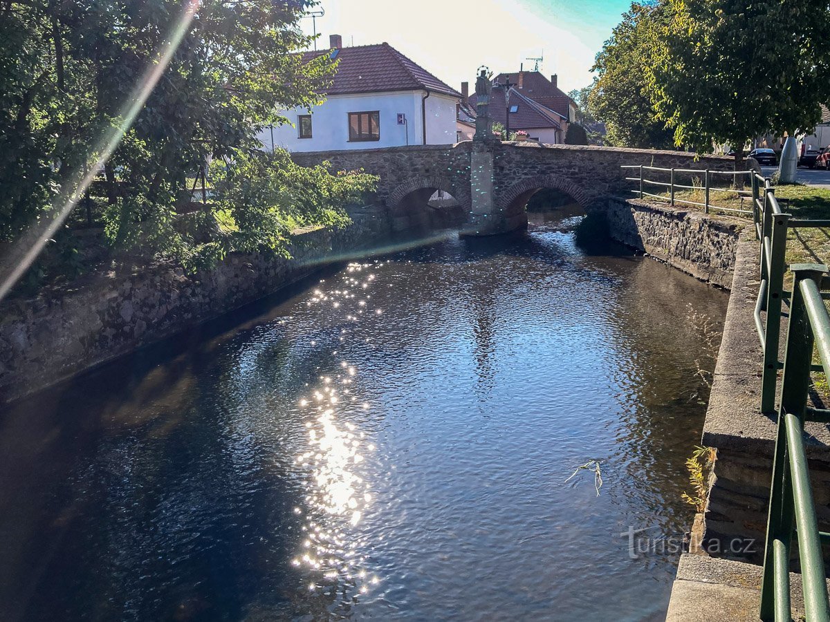 Fahrbrücke – Bach Blanické