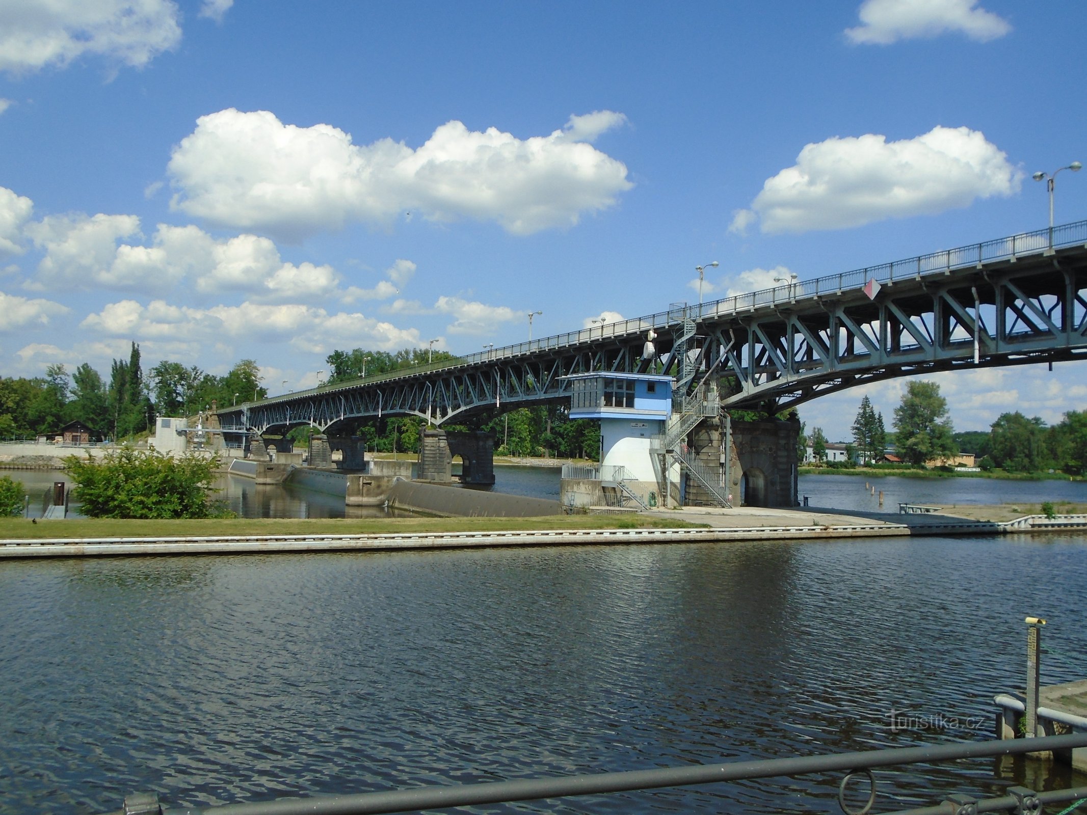 Brug over de Elbe (Roudnice nad Labem)