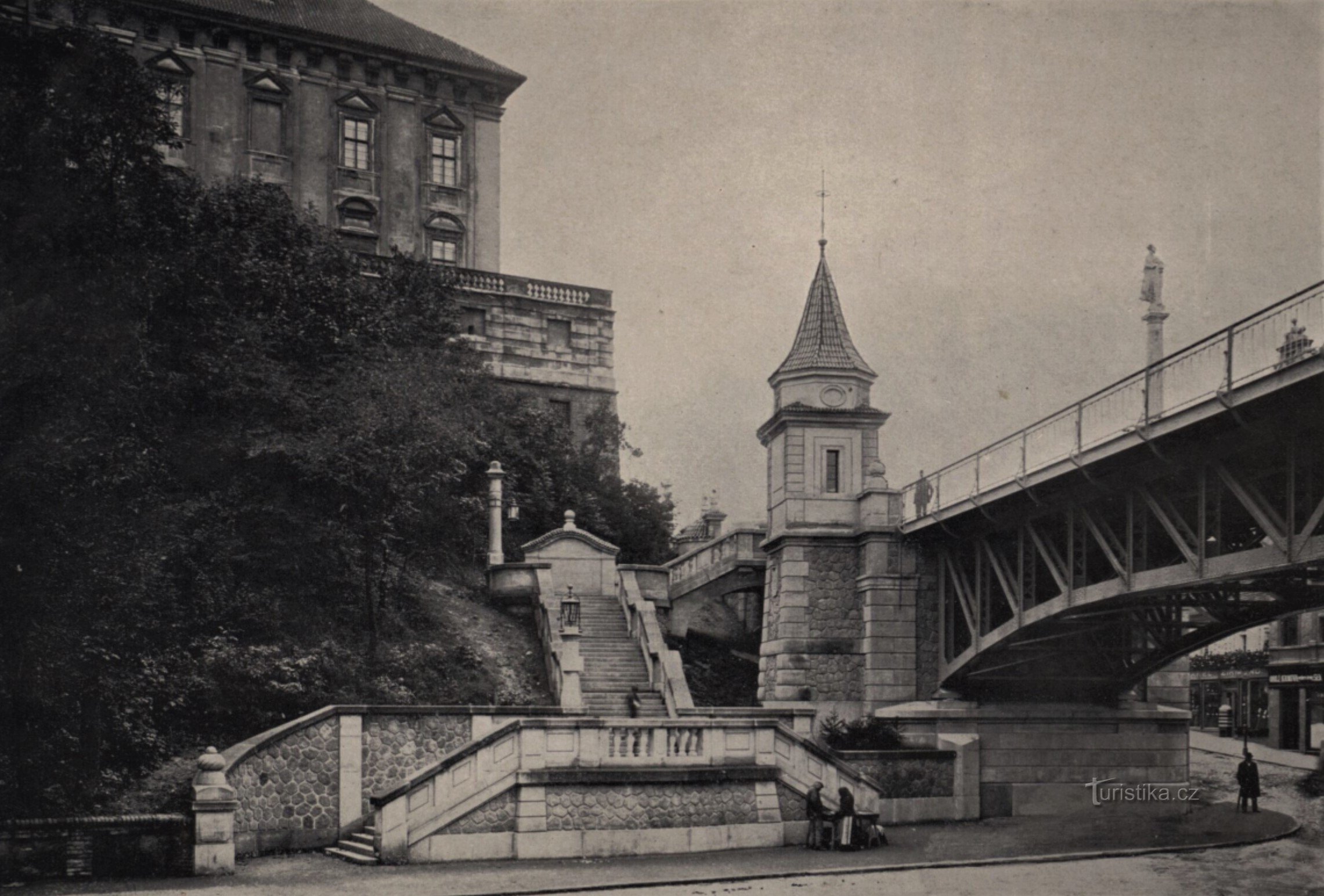 De brug over de Elbe in Roudnice nad Labem in 1910