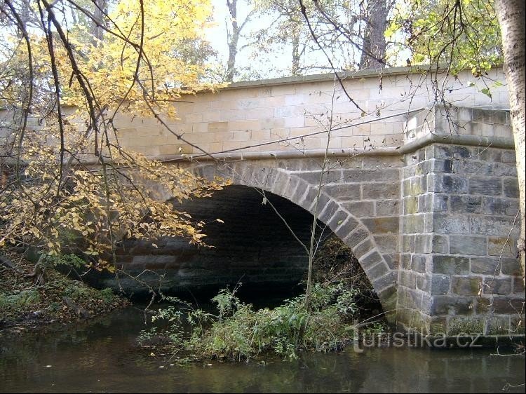 Bridge in Budyn nad Ohří