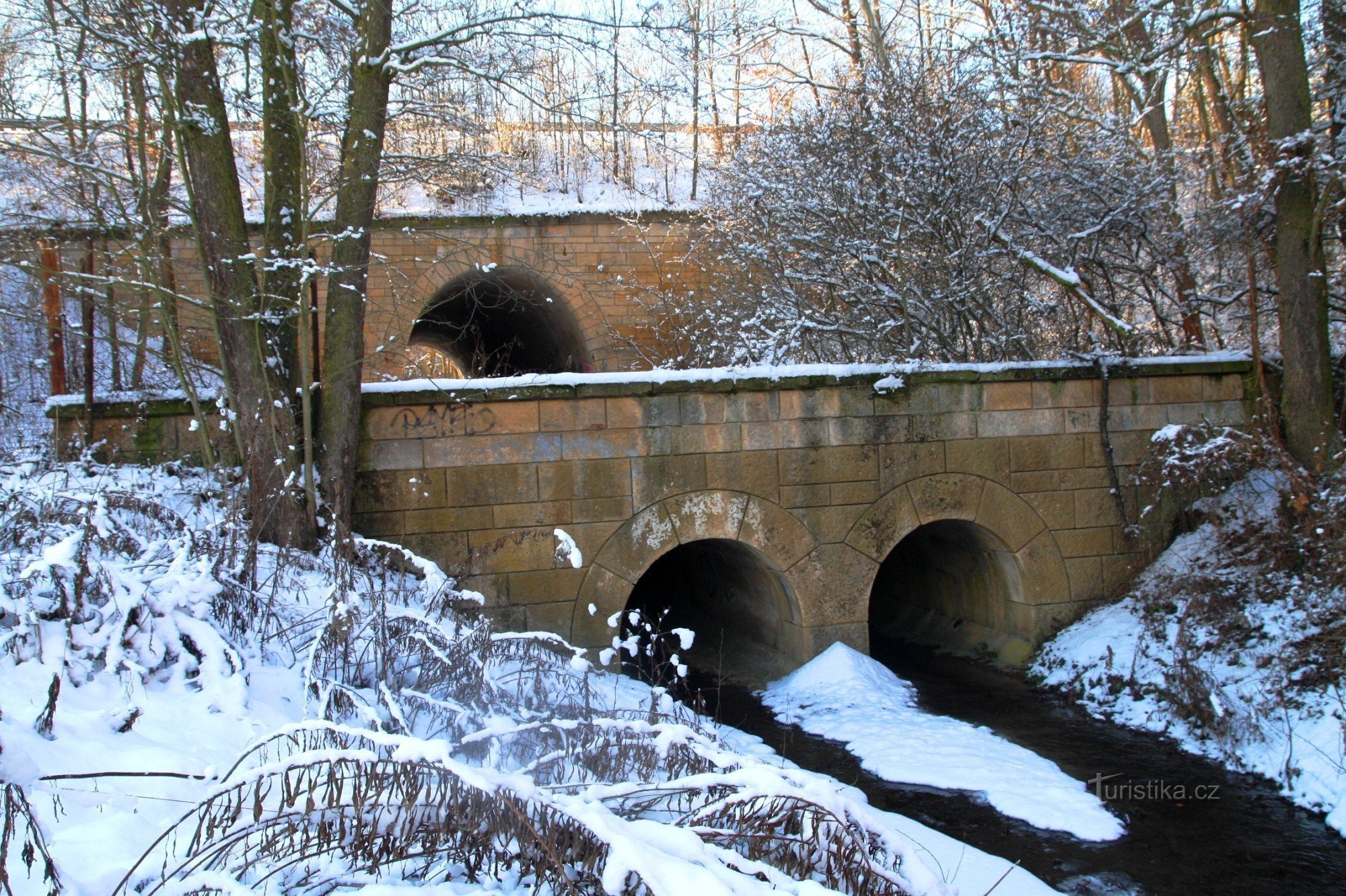 El puente desde el lado del Valle del Respiro