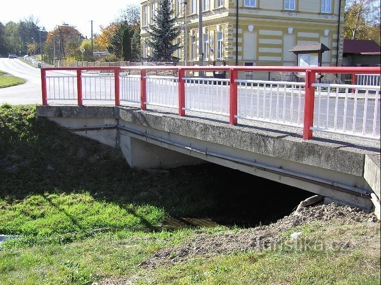 Moštěnka: Stream in Vítonice