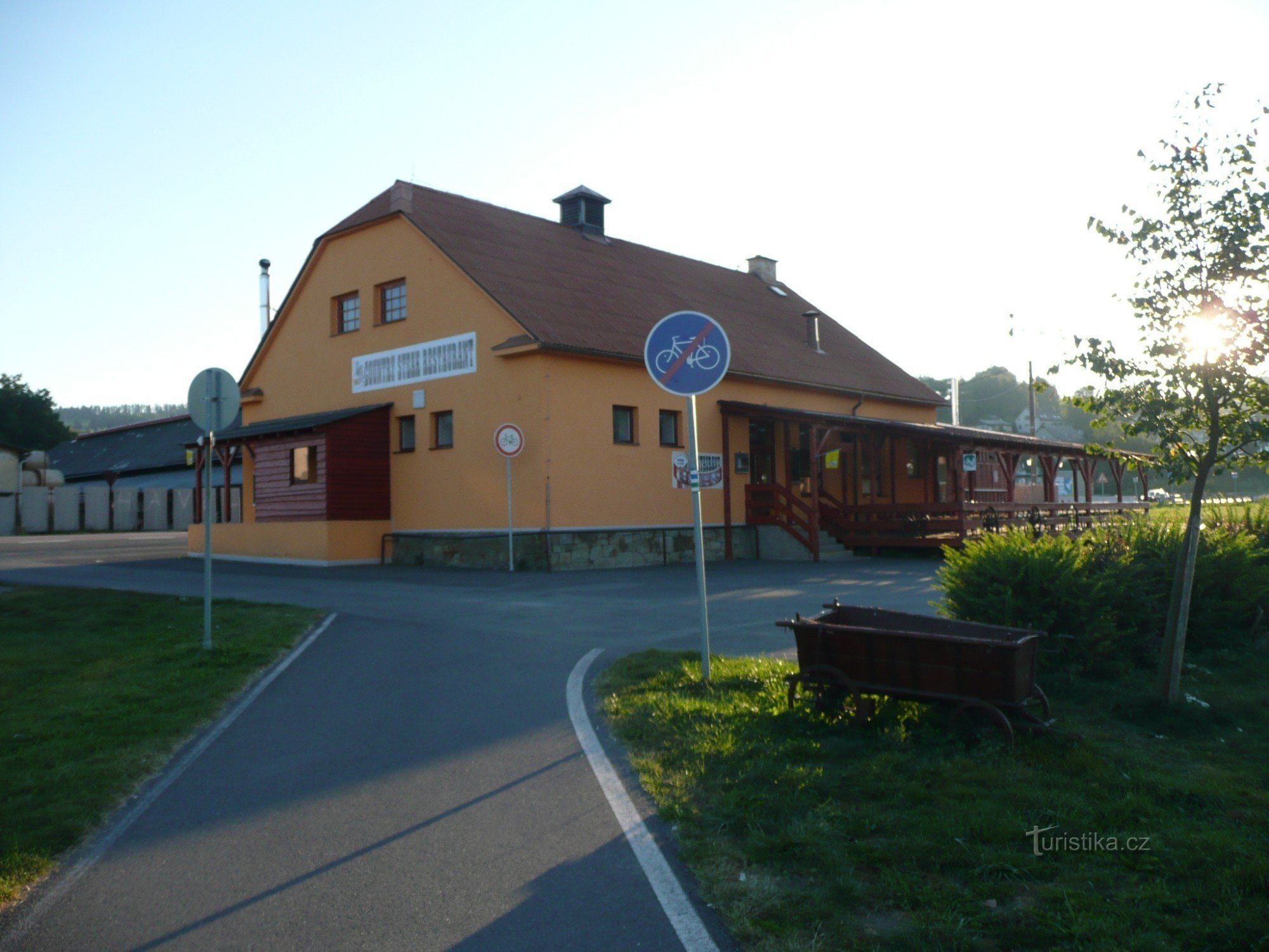 estación de motor en Albrechtice