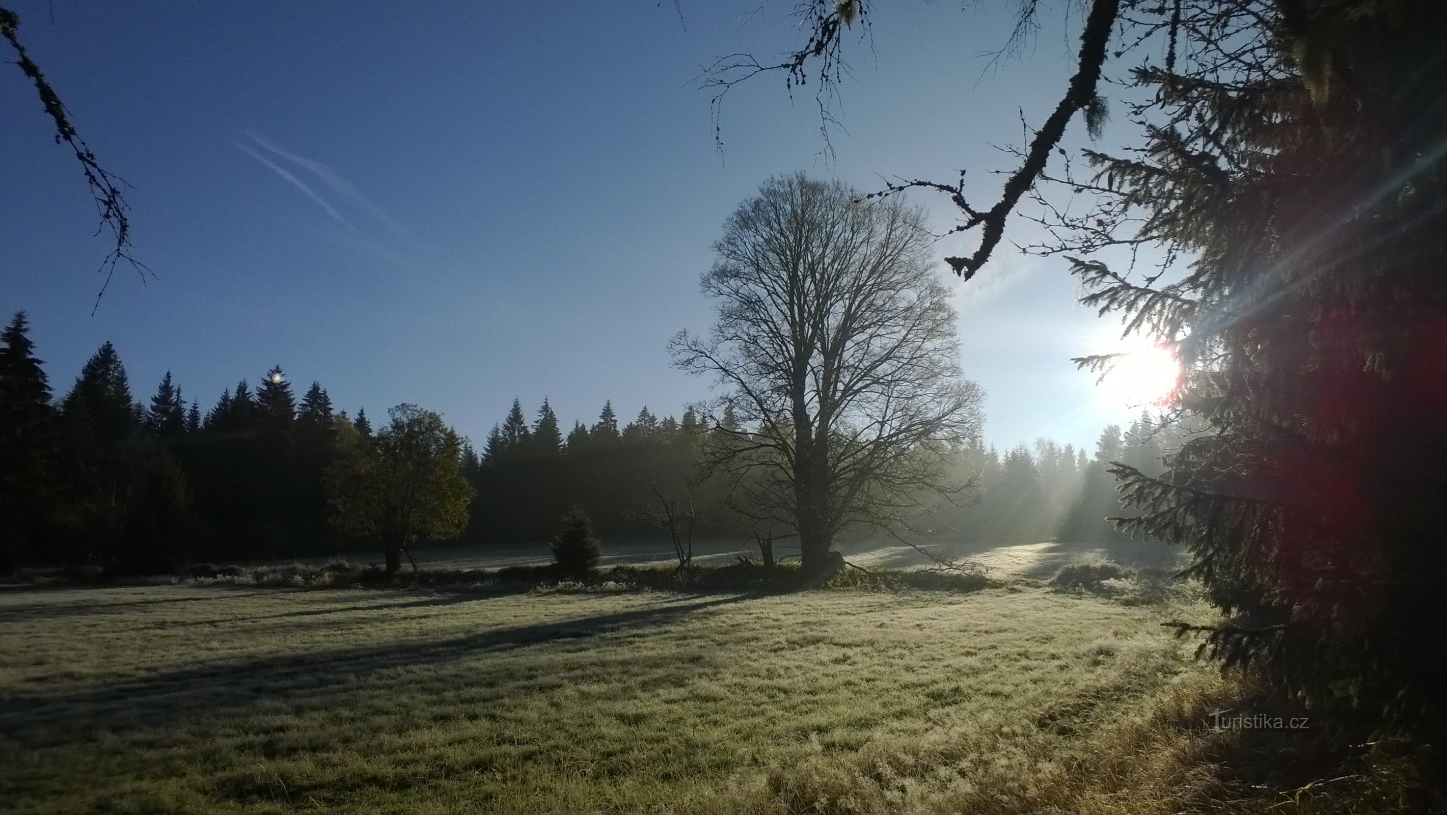 matin glacial au-dessus de Prášyly.