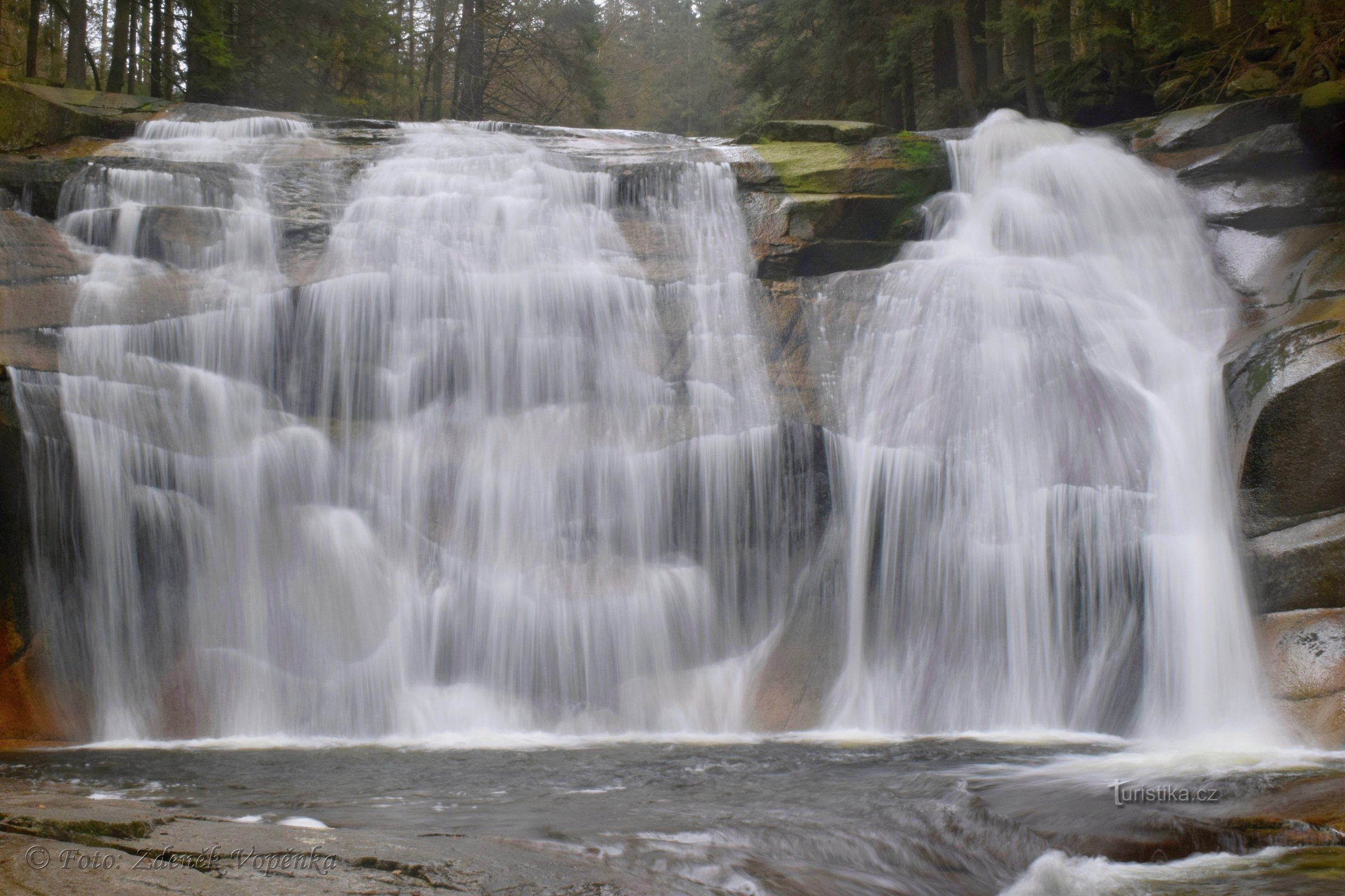 Mumlava - een rivier in het Reuzengebergte.