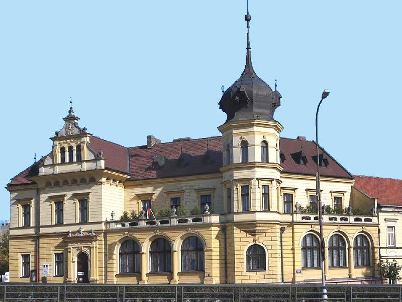 Muzeum a Základní umělecká škola