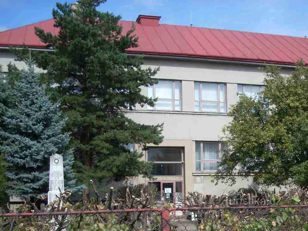 The Museum of the Drahan Highlands and the TGM educational center