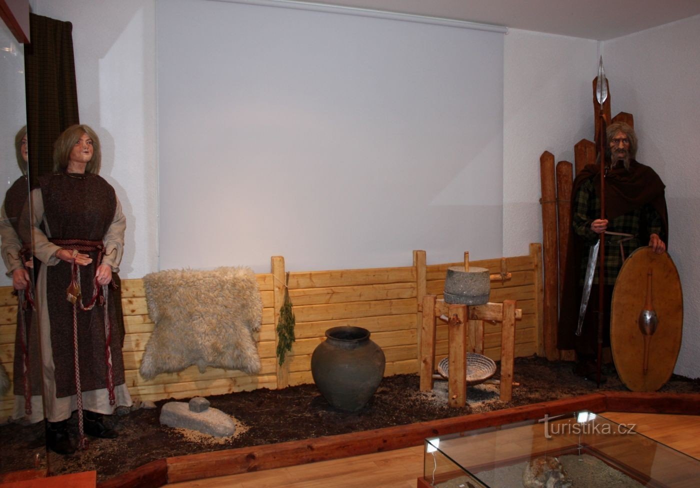 Keltenmuseum in Dobšice - die Welt der Männer und die Welt der Frauen