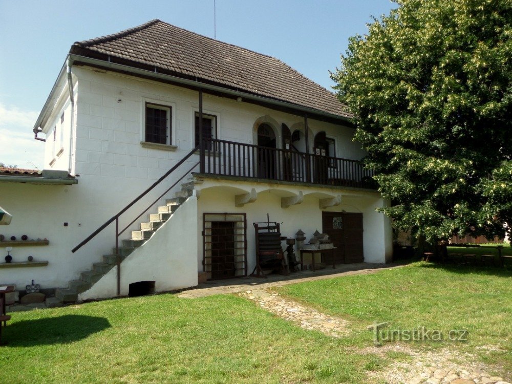 Motorrad- und Spielzeugmuseum in Šestajovice