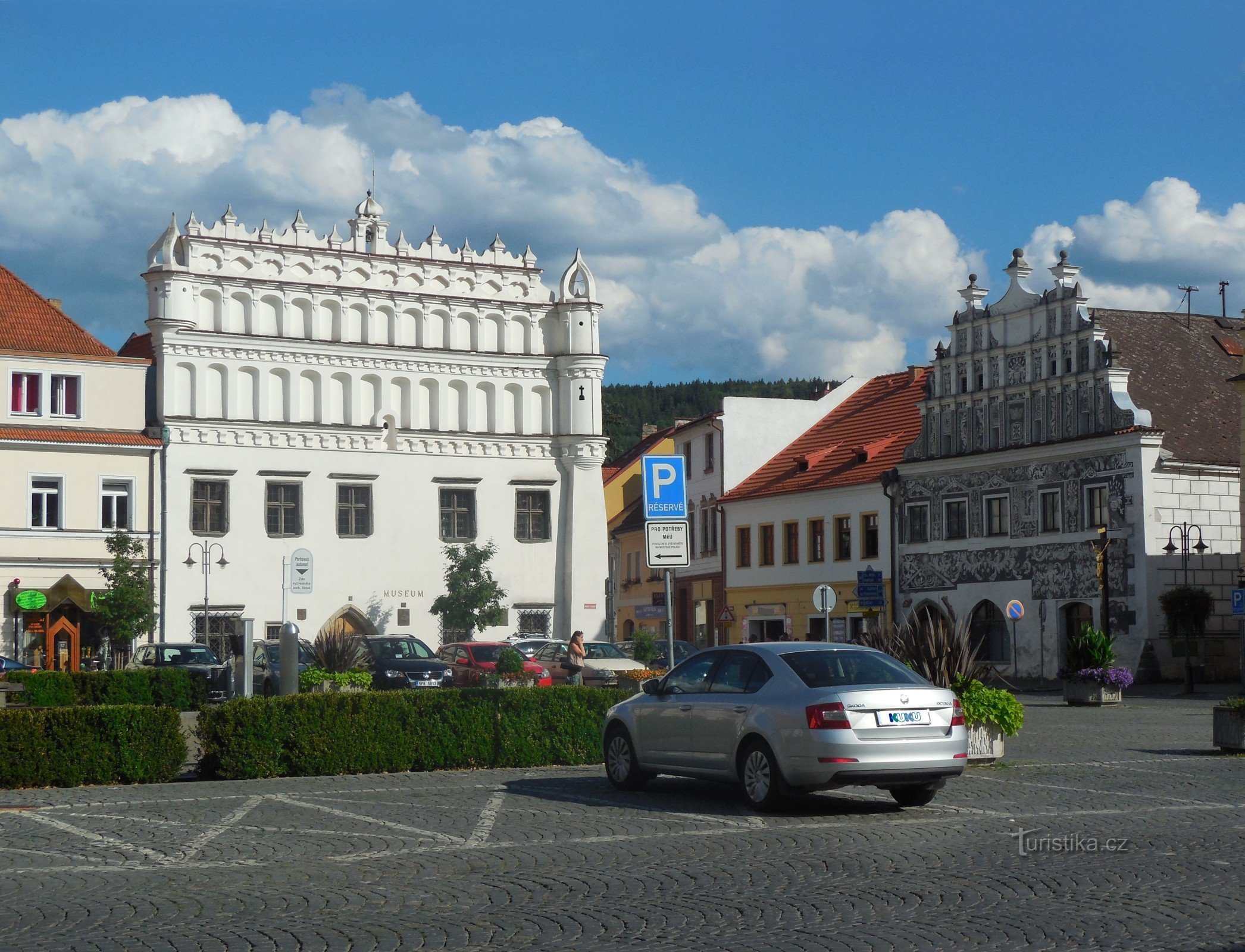 Musée Šumava Sušice après la place Svobody, Sušice