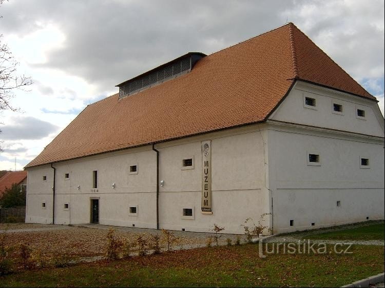 Musée TGM : Après novembre 1989, l'intérêt pour la vie de TG Masaryk s'est considérablement ravivé. ré