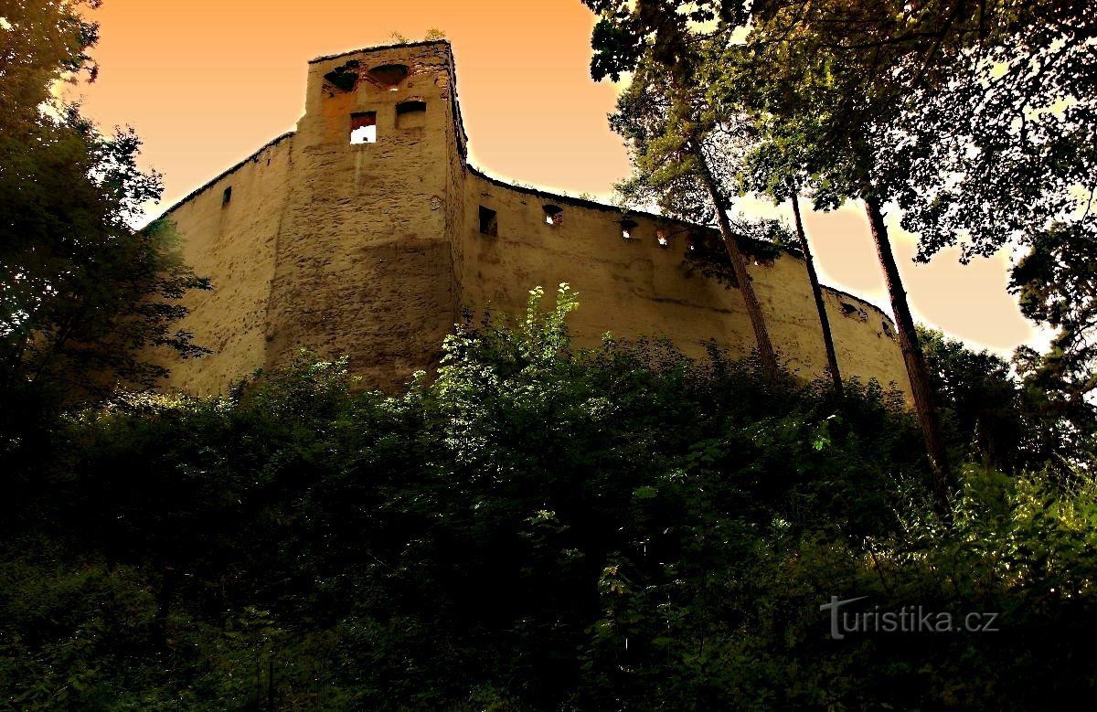 Para outra ruína do castelo - desta vez para Boskovice