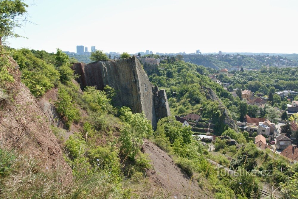 στο Hlubočepské plotny