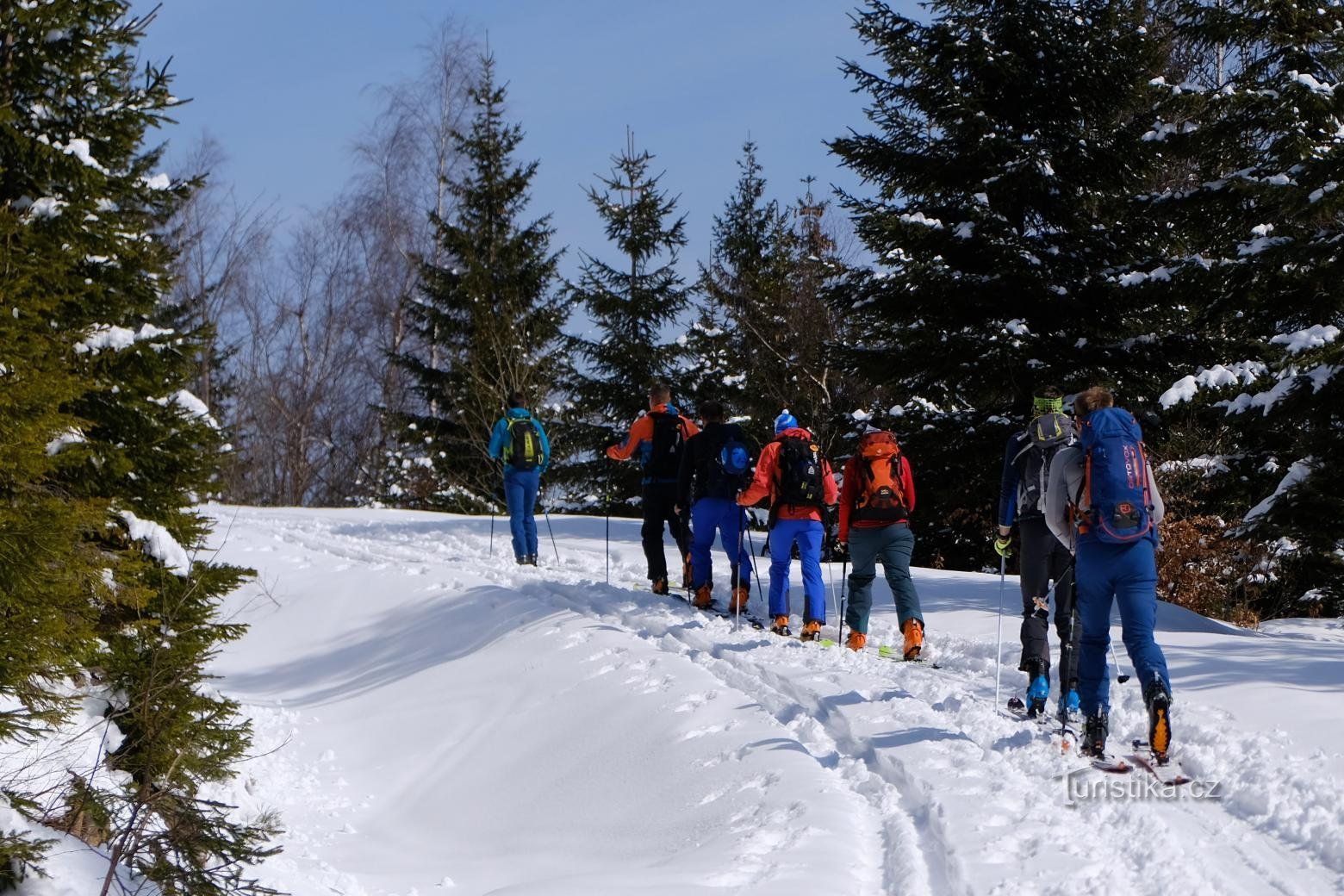 ¡Las condiciones son ideales en las montañas! Foto: Experimente los Alpes de esquí