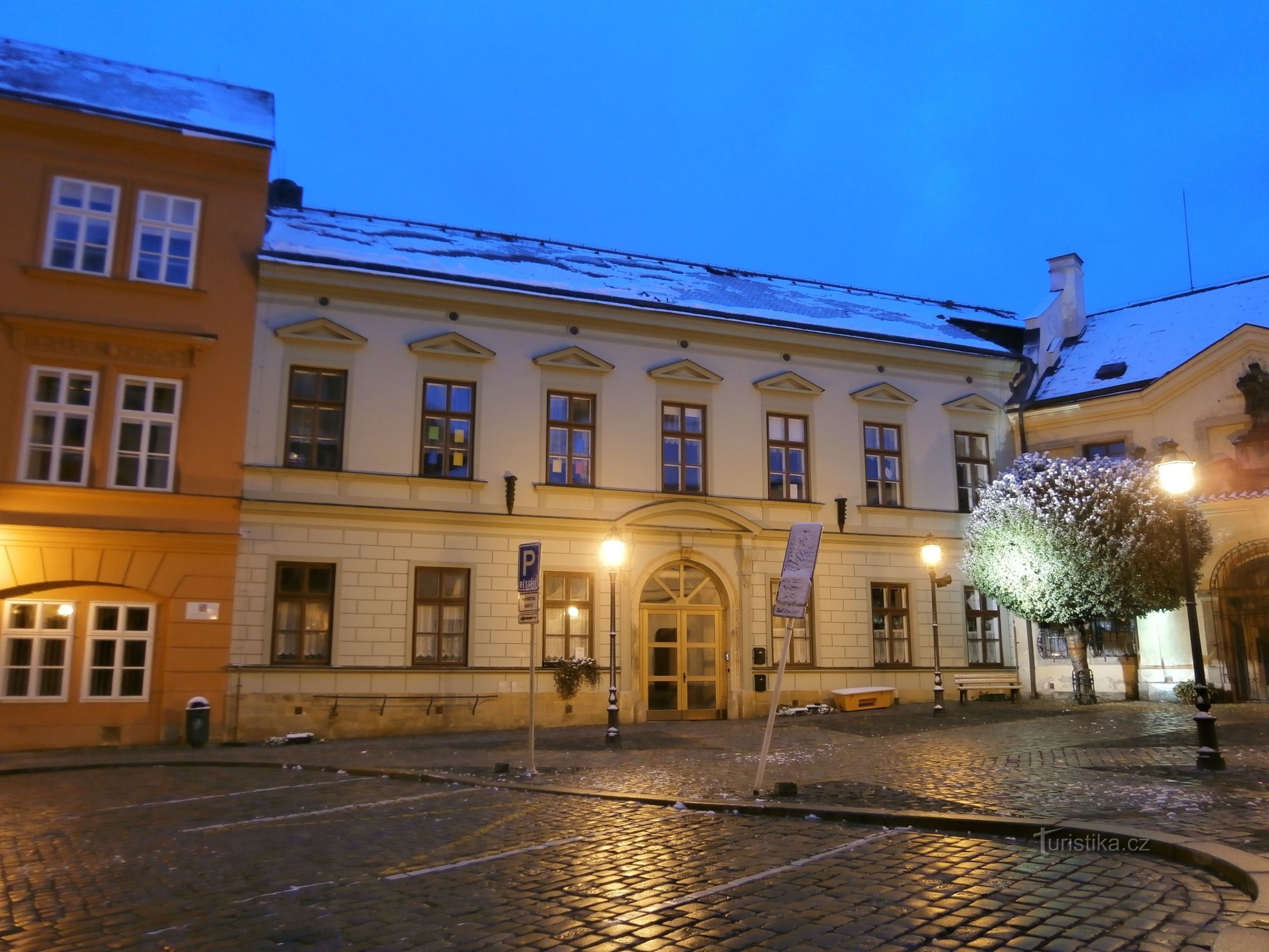 Bij het kasteel nr. 90 (Hradec Králové, 28.10.2012/XNUMX/XNUMX)