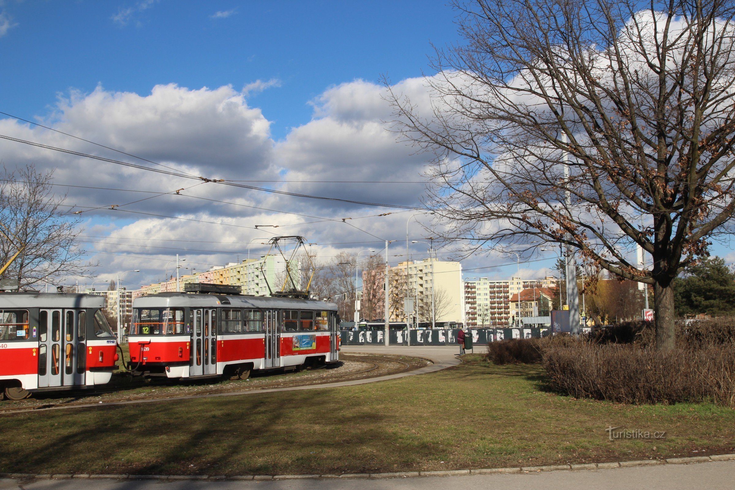 Hasta el transporte público final en Komárov