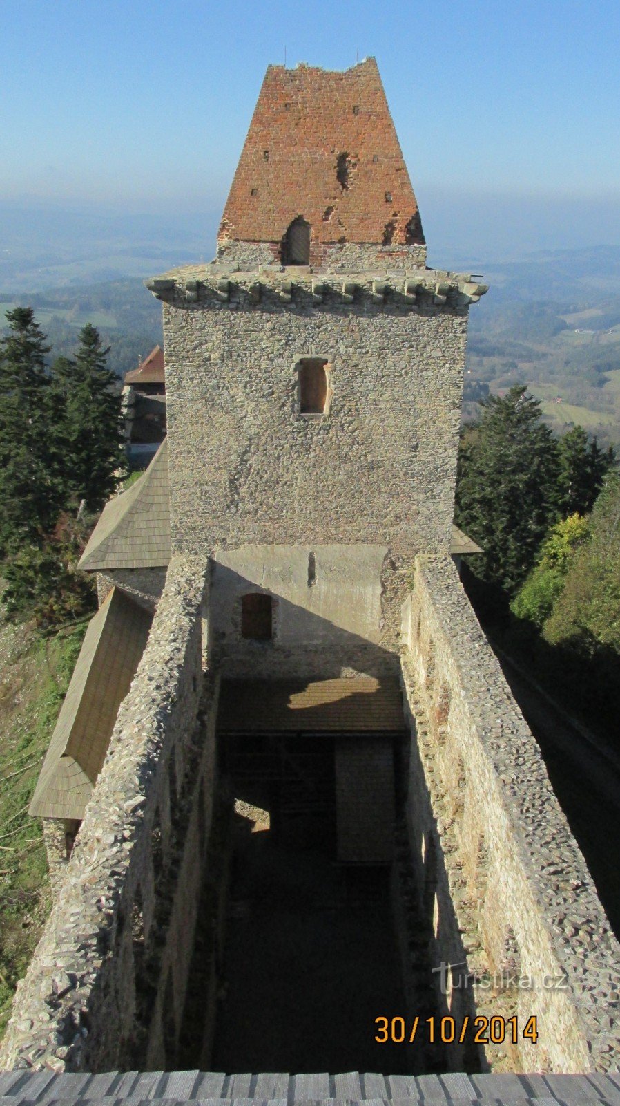 O castelo real mais alto da Boêmia - Kašperk