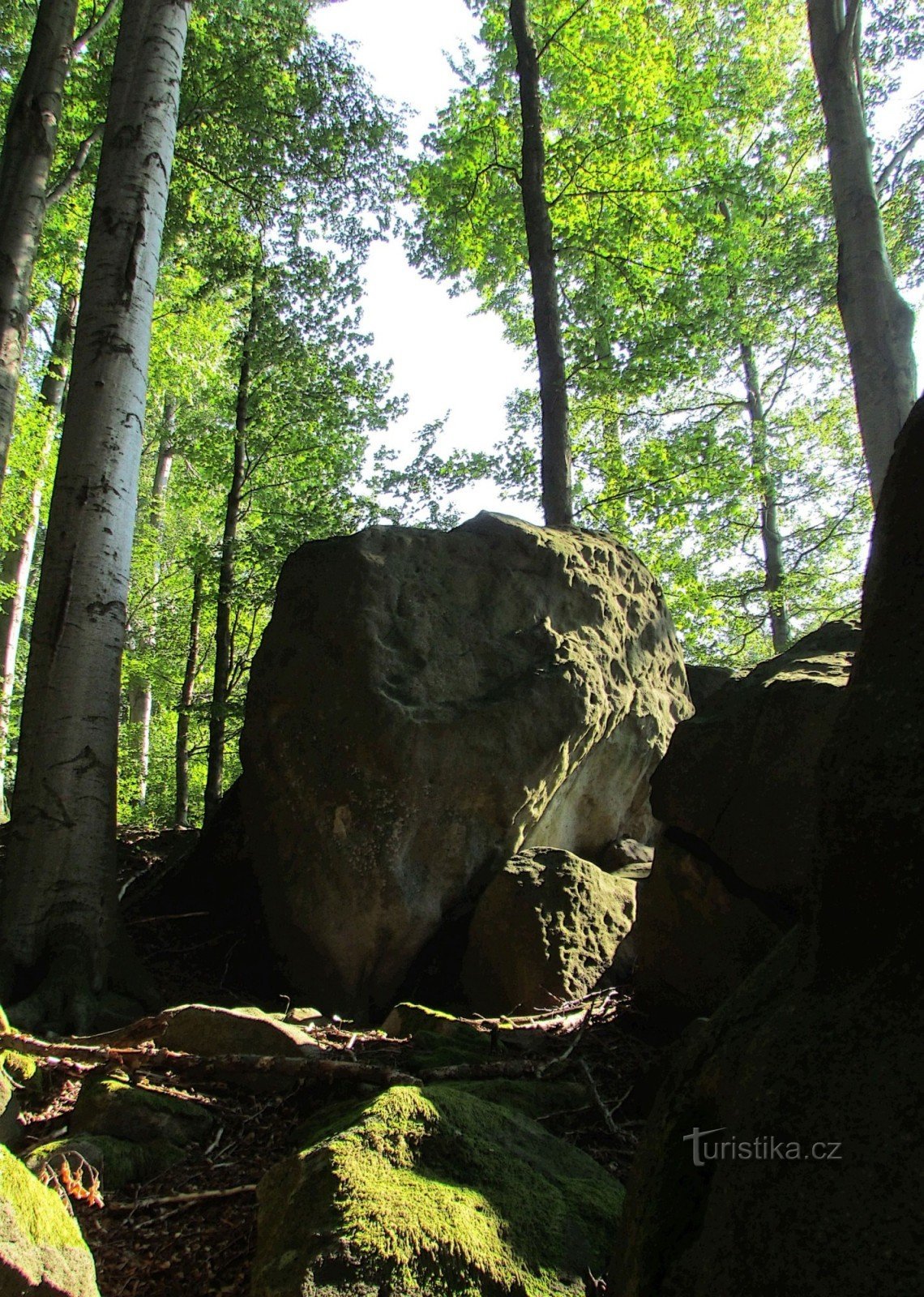 Naar het eiland van rust, naar de rotsen van Sochová in de heuvels van Hostýnské