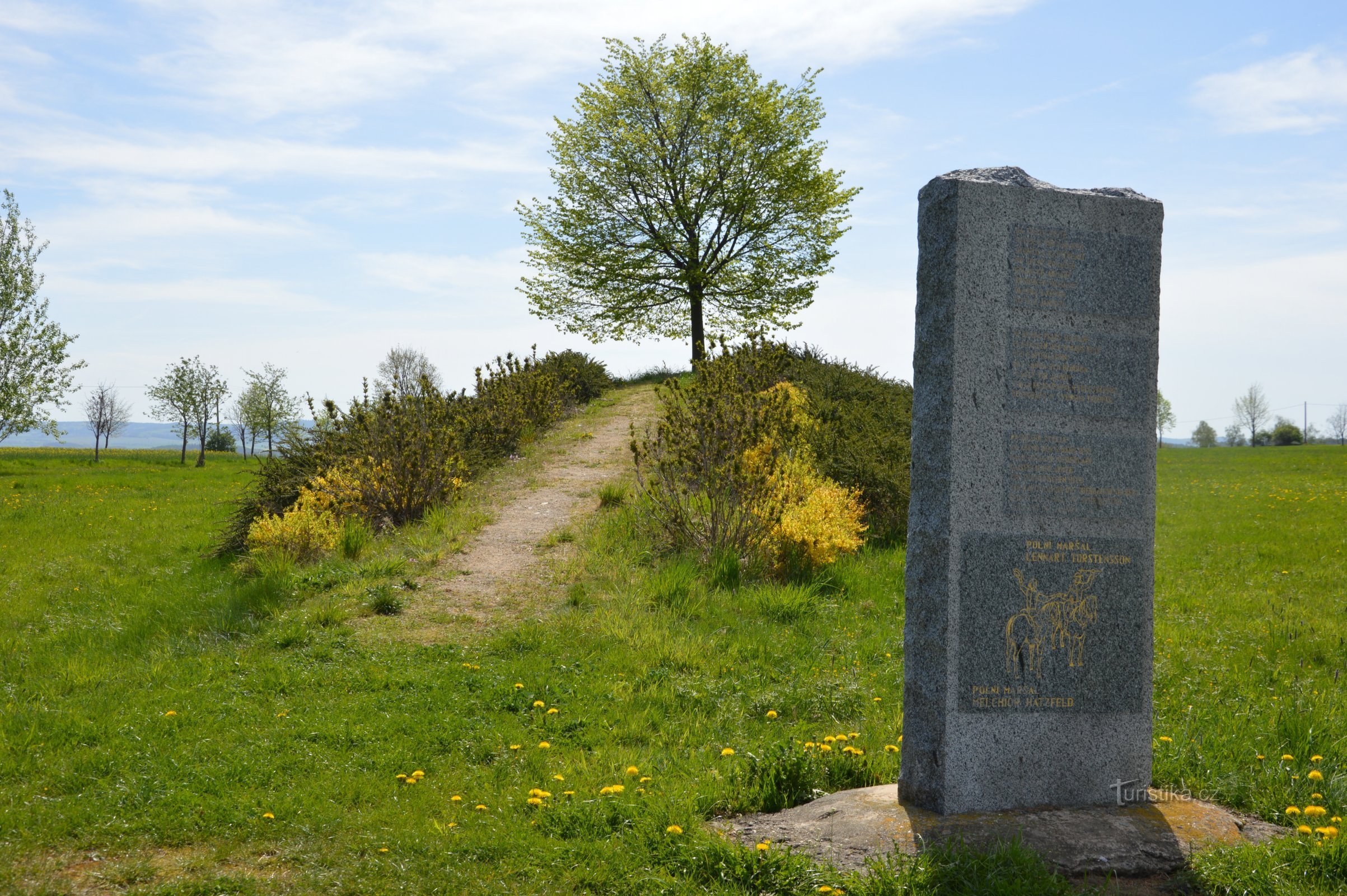 On the march Following the traces of the battle near Jankovo ​​and then on the Journey to the Prehistory