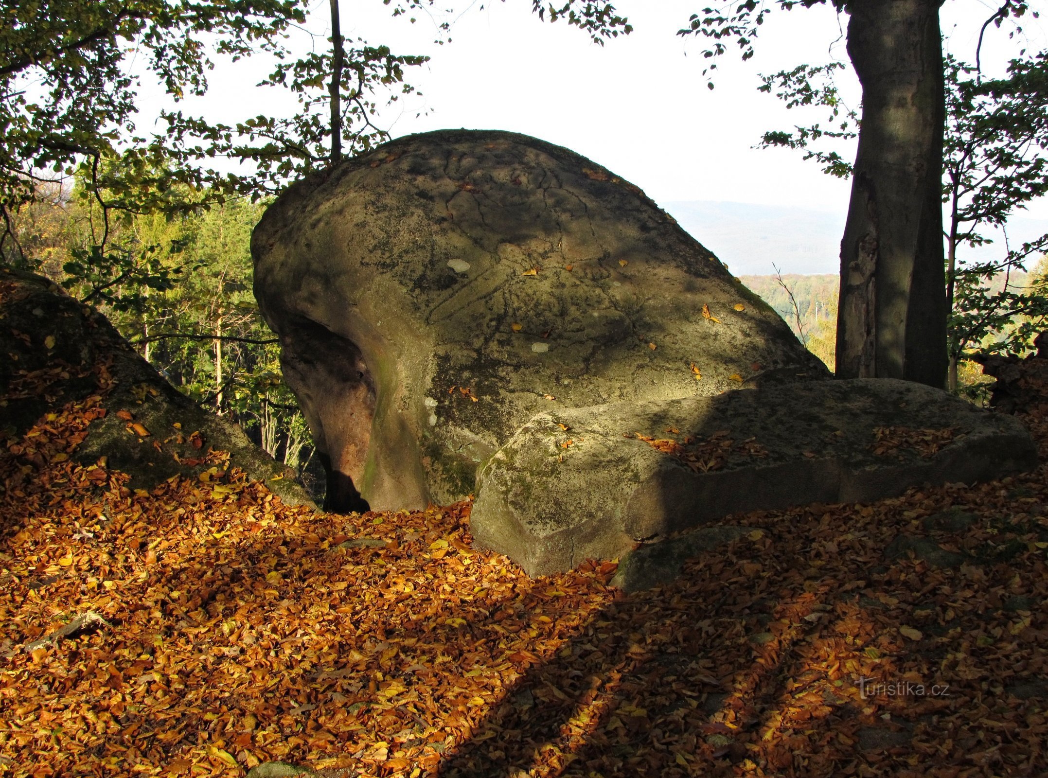 Till Přední vrch och Mladcovská skalká