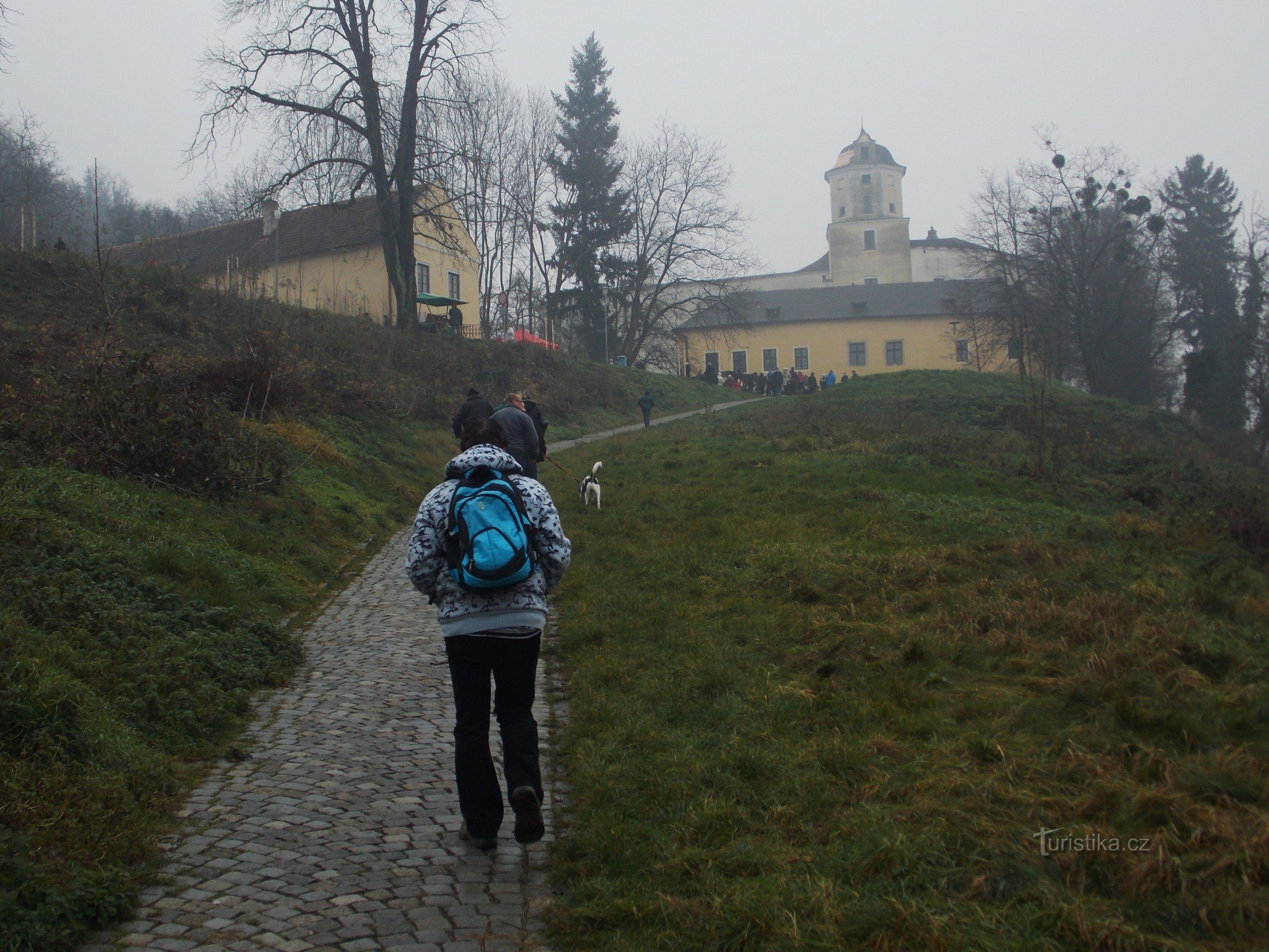 To the Christmas fair at the castle in Malenovice