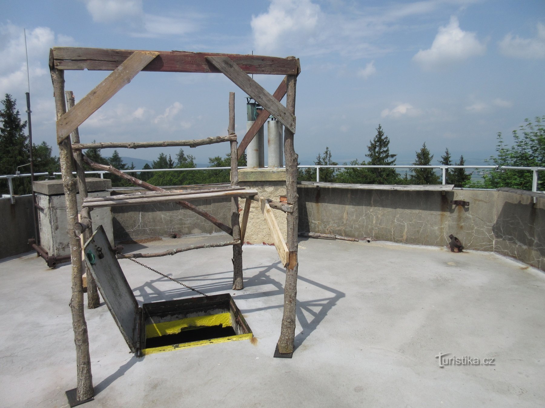 Sulla piattaforma panoramica della torre di osservazione