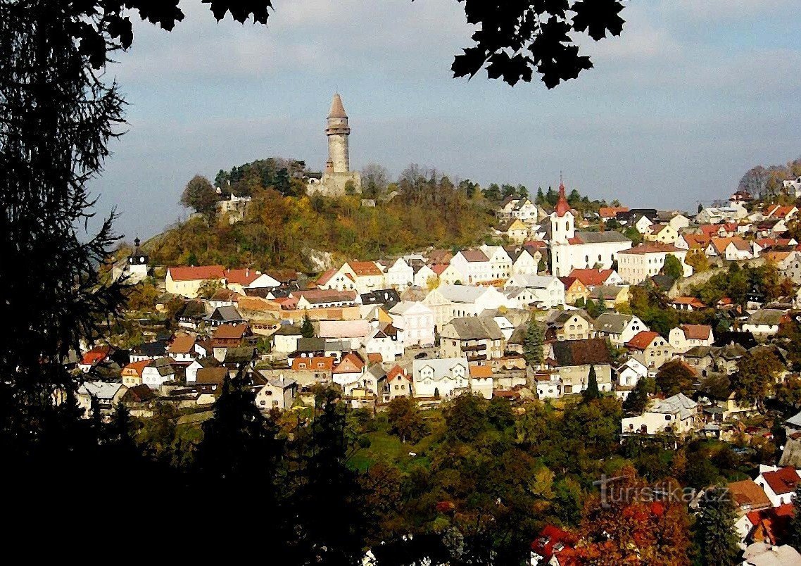 До оглядової вежі - Štramberská Trúba