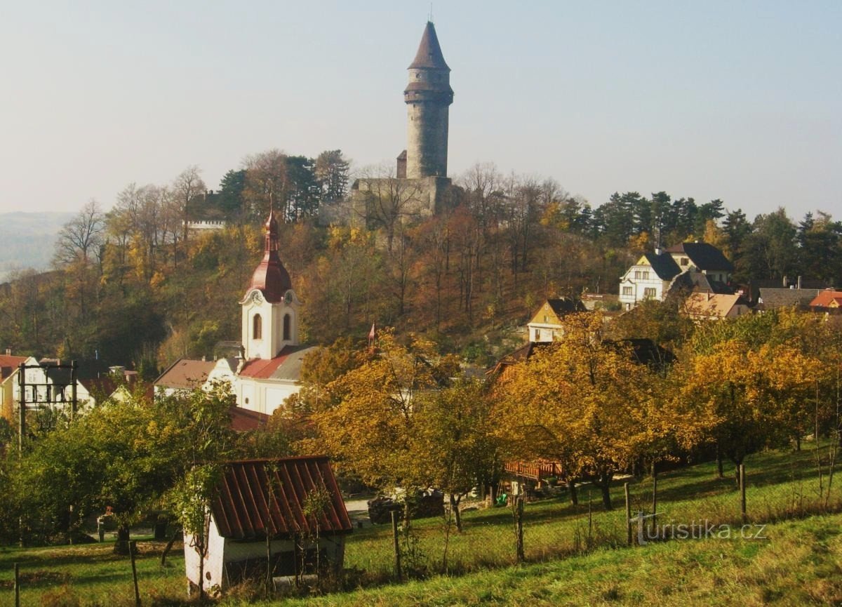 До оглядової вежі - Štramberská Trúba