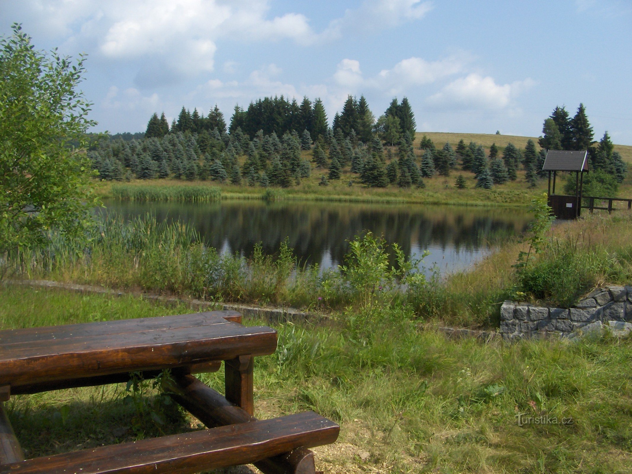 Načetín Pond