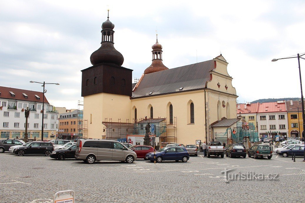 Náchod, crkva sv. Lovre