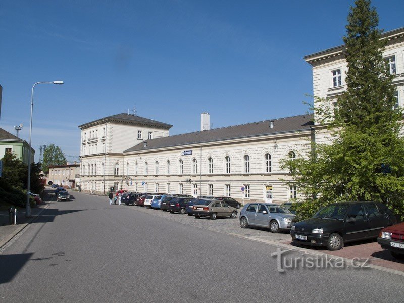 Stazione ferroviaria di Chocen