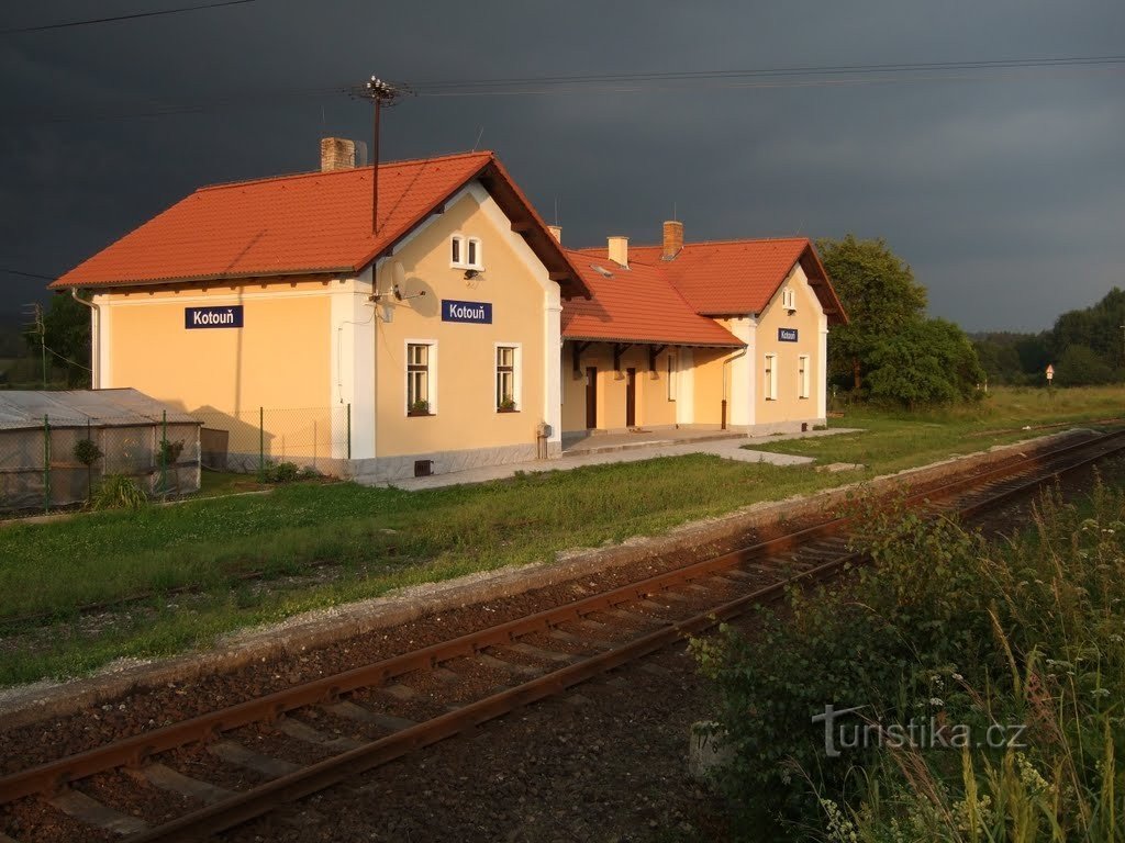 Bahnhof Kotouň