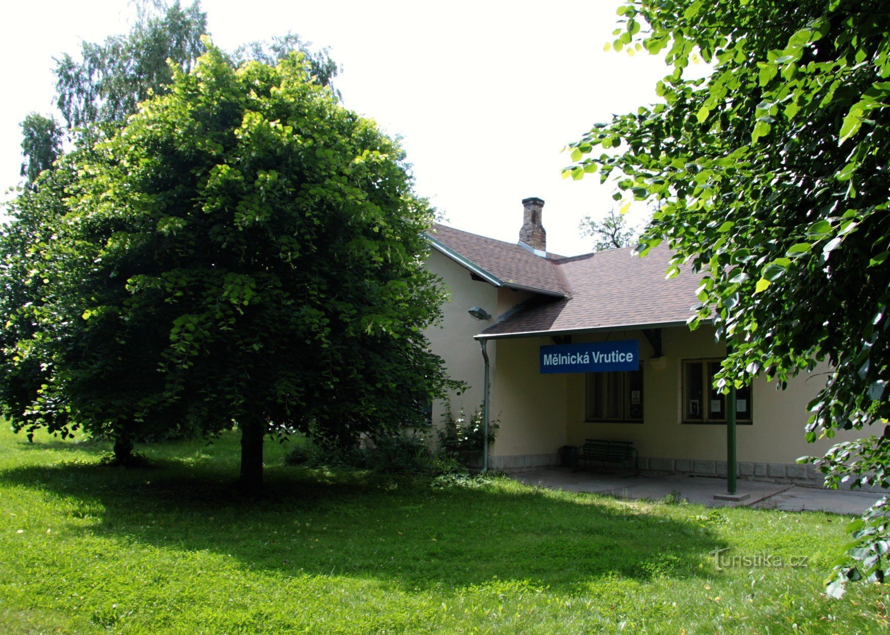 Stazione ferroviaria di Mělnická Vrutice