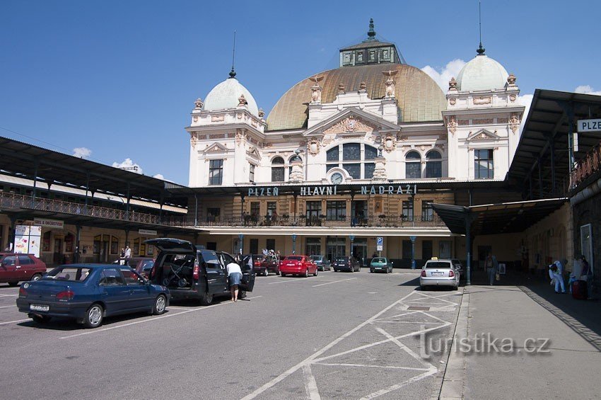 Pilsen järnvägsstation