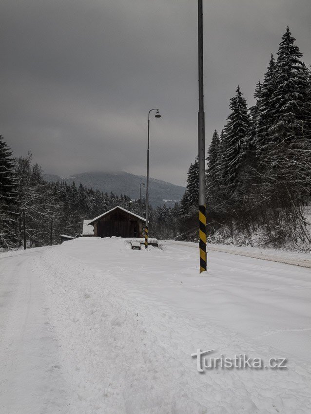 Postaja Podlesí in gora Srázná