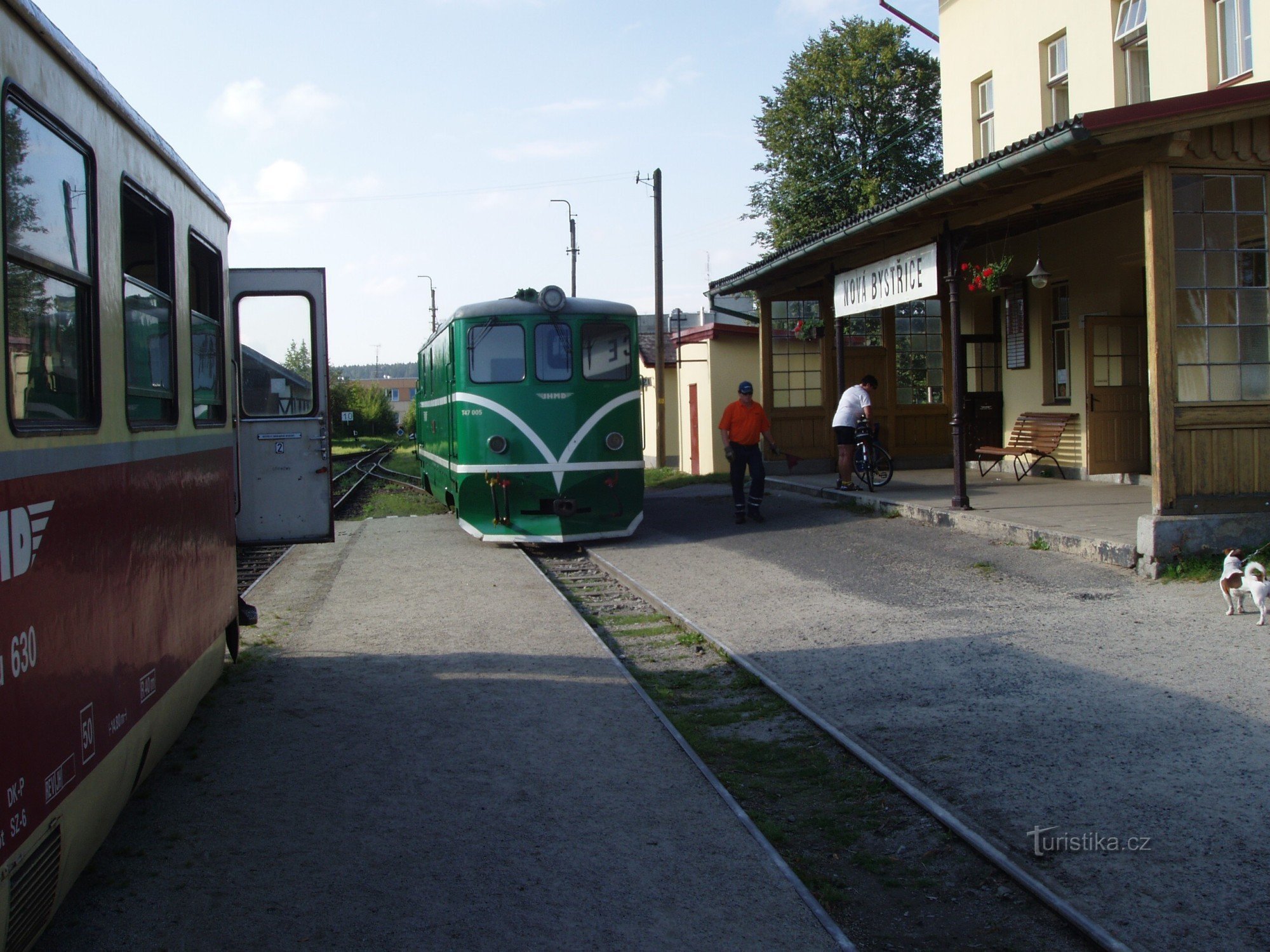 Togstationen i Nová Bystřice