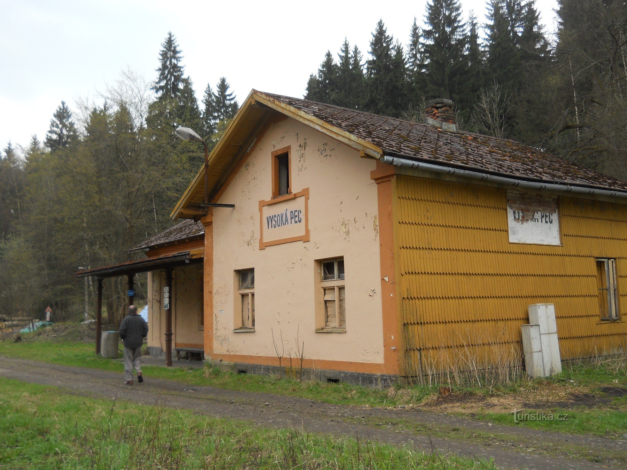 Vysoká Pec Station