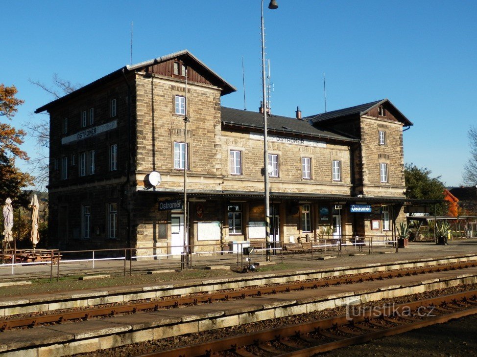 edificio de la estación