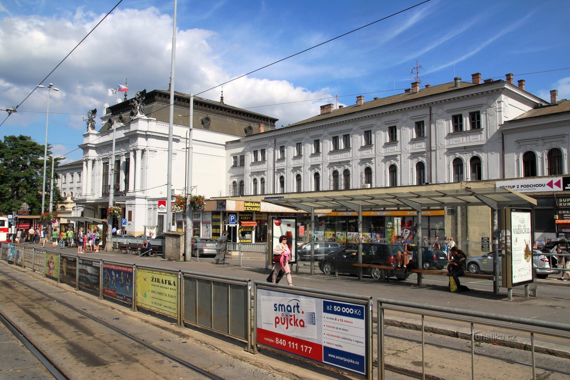 Bahnhofsgebäude